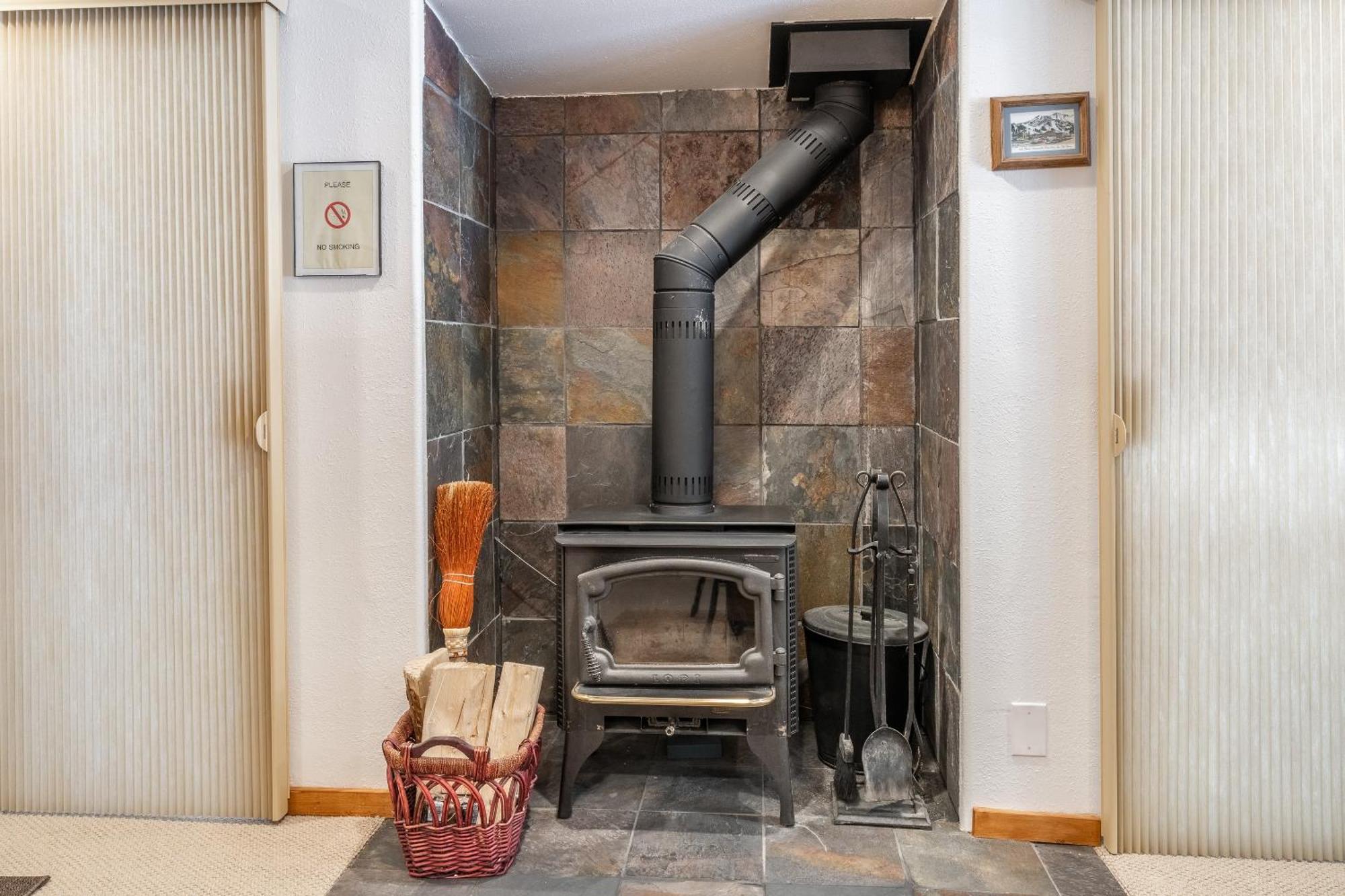 Hidden Valley Village #103 Nicely Updated 1 Bedroom 1 Bathroom Condo Short 10 Min Walk From Village Mammoth Lakes Oda fotoğraf