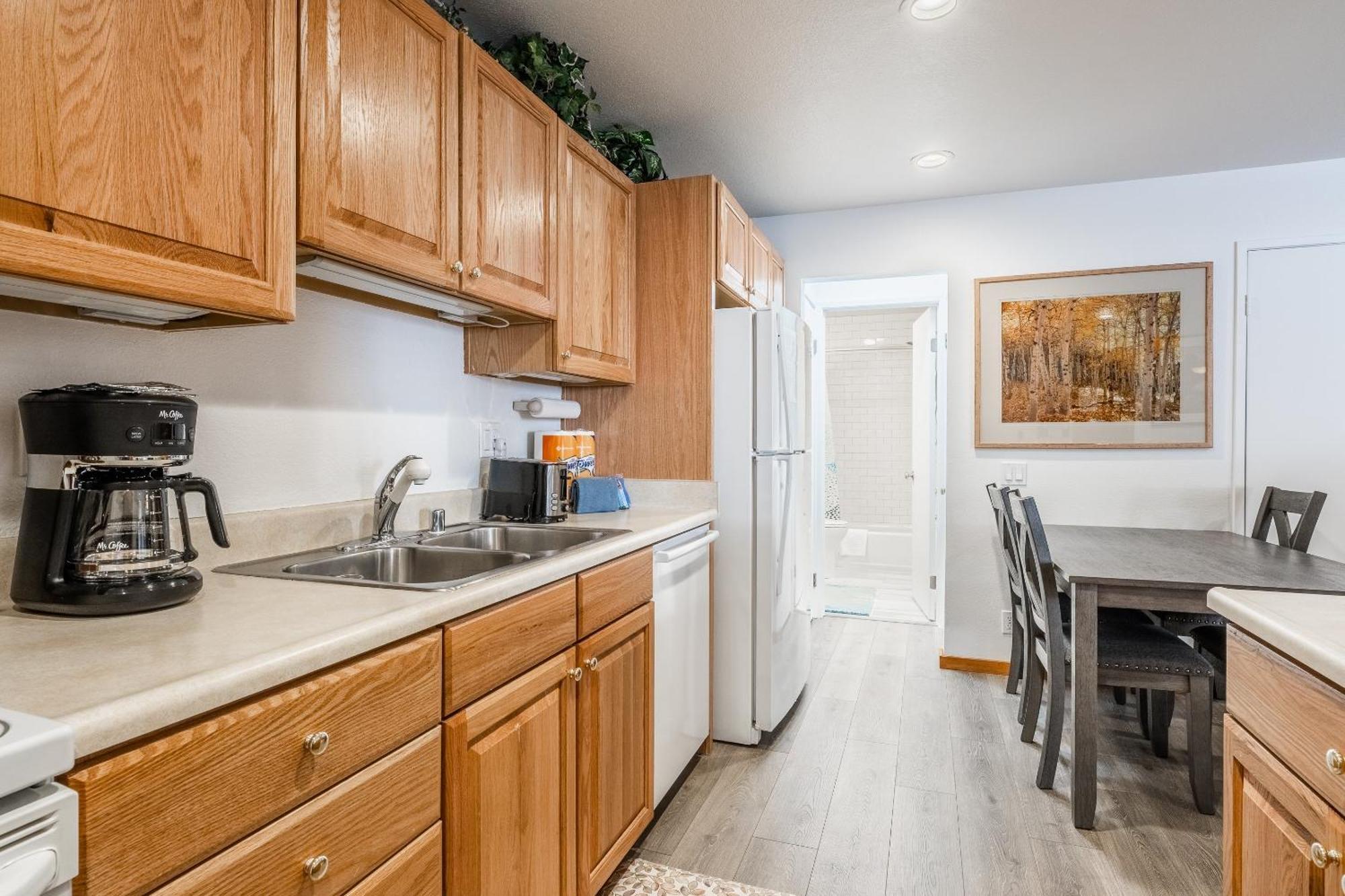 Hidden Valley Village #103 Nicely Updated 1 Bedroom 1 Bathroom Condo Short 10 Min Walk From Village Mammoth Lakes Oda fotoğraf
